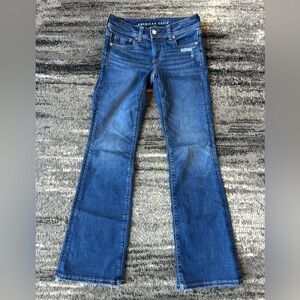 AMERICAN EAGLE Next Level Stretch Kick Boot Jeans